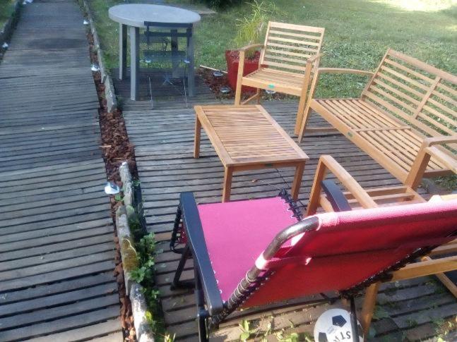 Pounette, Appartement T3 Centre / Thermes Luxeuil Екстериор снимка