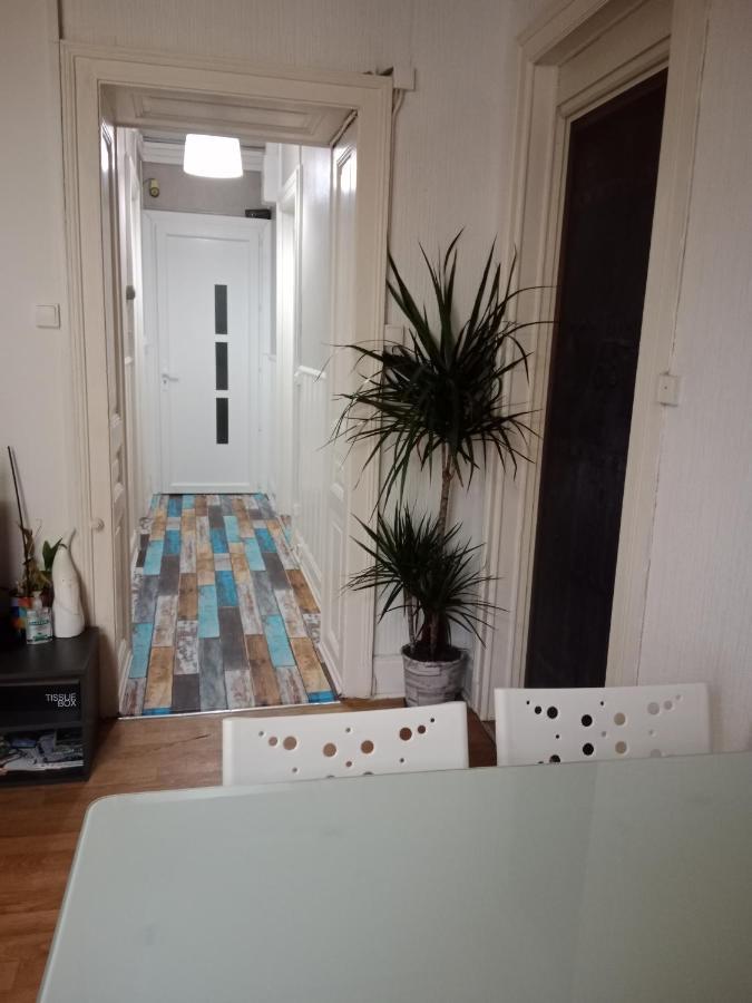Pounette, Appartement T3 Centre / Thermes Luxeuil Екстериор снимка
