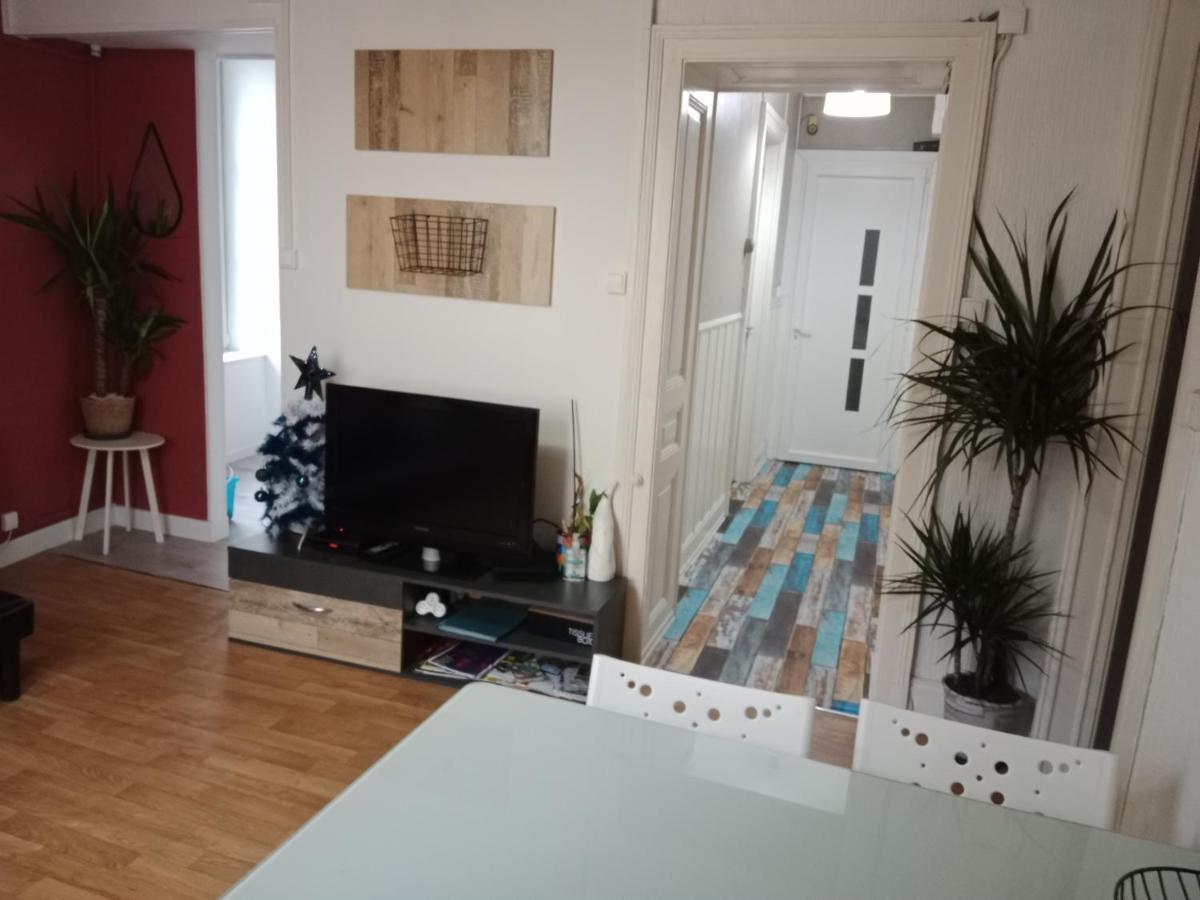 Pounette, Appartement T3 Centre / Thermes Luxeuil Екстериор снимка